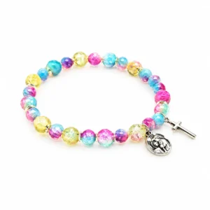 Bracelet rose sur élastique et différentes couleurs avec croix argentée